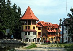 12798_Kolo_stacji_kolejki