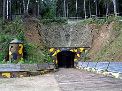 13200_Wejscie_do_podziemi