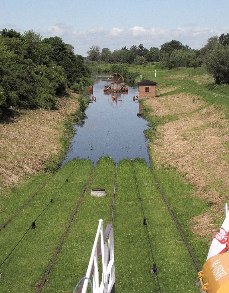 2012-07-02_10-52-22_IMG_x26856_cr.jpg -                                