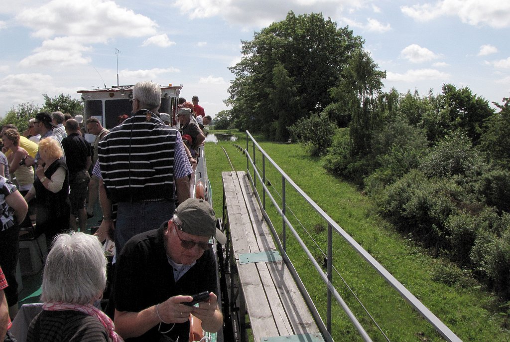 2012-07-02_10-55-26_IMG_x26871_cr.jpg -                                