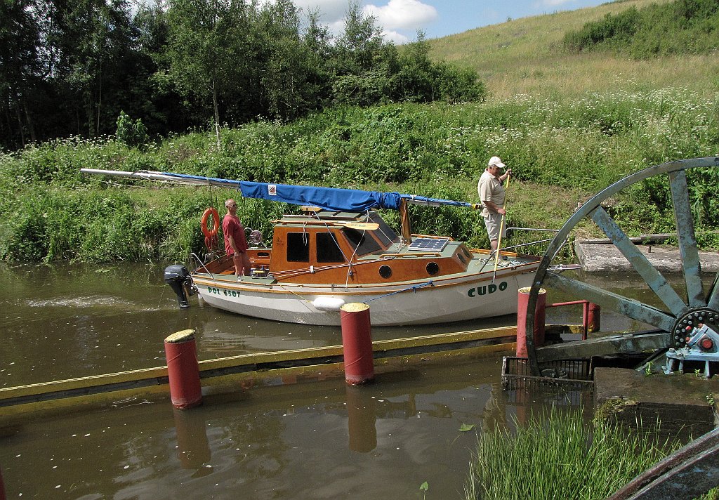 2012-07-02_11-49-07_IMG_x26969_cr.jpg -                                