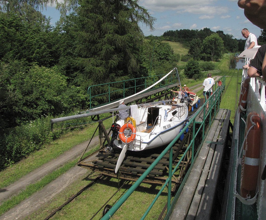 2012-07-02_11-57-04_IMG_x26983_cr.jpg -                                