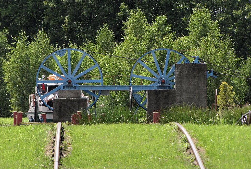 2012-07-02_11-58-54_IMG_x26987_cr.jpg -                                