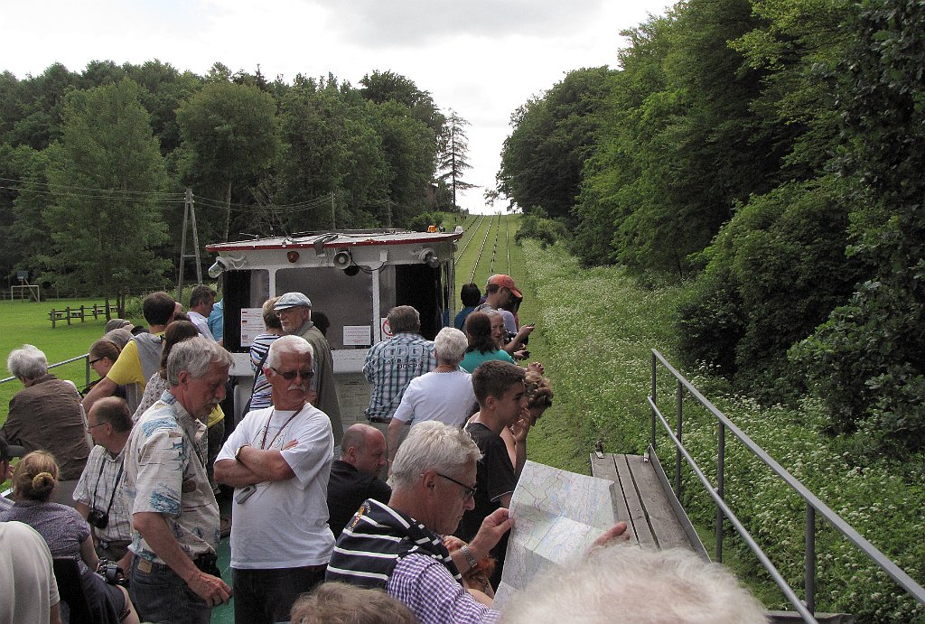 2012-07-02_13-06-56_IMG_x27007_cr.jpg -                                