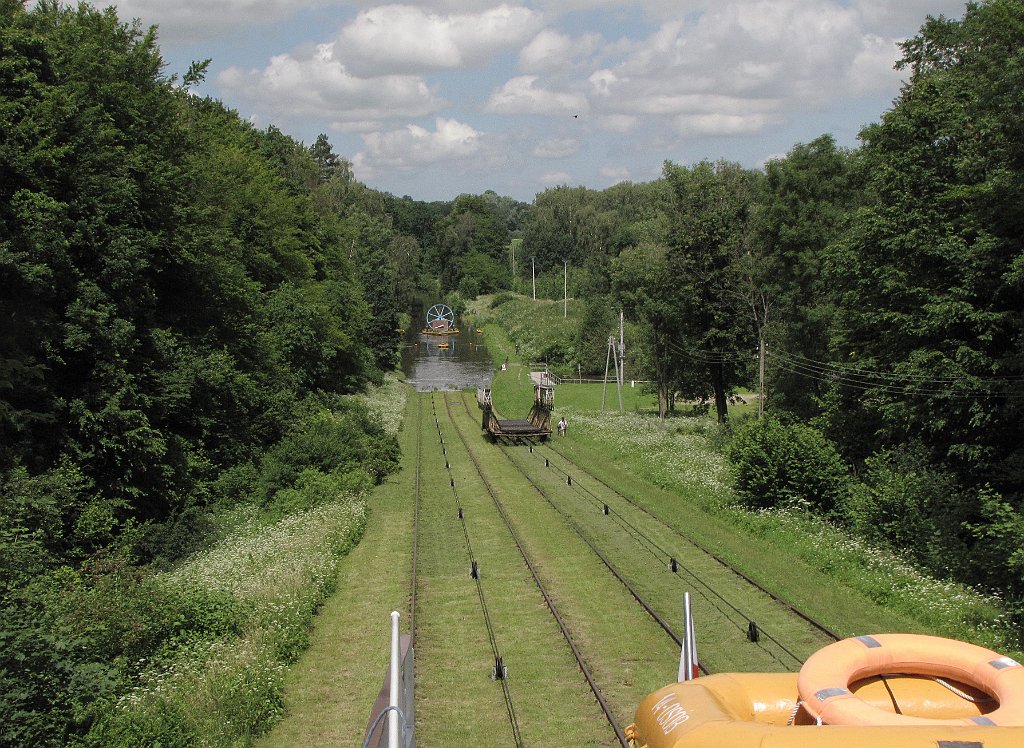 2012-07-02_13-15-18_IMG_x27024_cr.jpg -                                