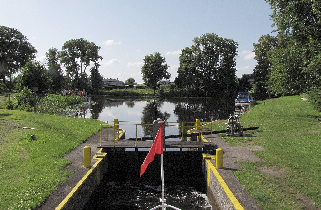 2012-07-02_16-39-03_IMG_x27138_cr.jpg -                                