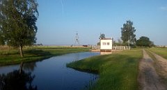 049_A806_IMG_20160529_065650_cr